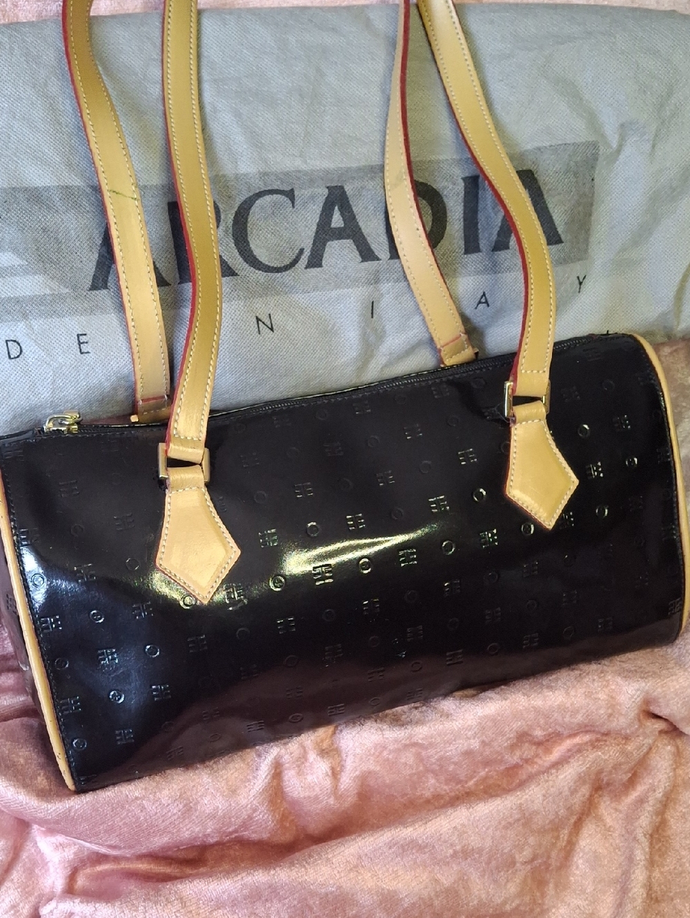 ARCADIA ITALIAN PATENT LEATHER  Shoulder Bag in Black and Tan